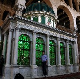 В одной из старейших мечетей мира - мечети Омейядов в Дамаске - хранятся мощи Святого Пророка и Предтечи, Иоанна Крестителя